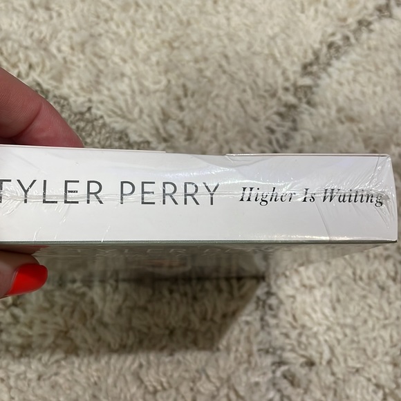 Audiobook Tyler Perry Higher Is Waiting  NEW CD Set - Picture 3 of 6